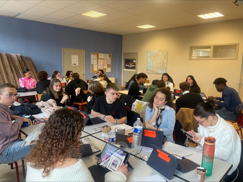 travail en équipe agence